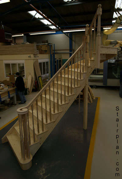 PineCut String Staircase